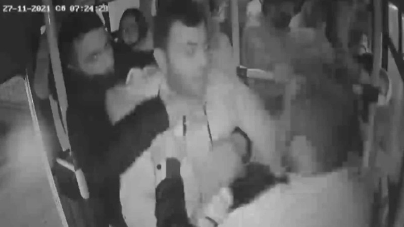 Binəqədi rayonunda sərnişin 114 saylı avtobus sürücüsünü döyüb