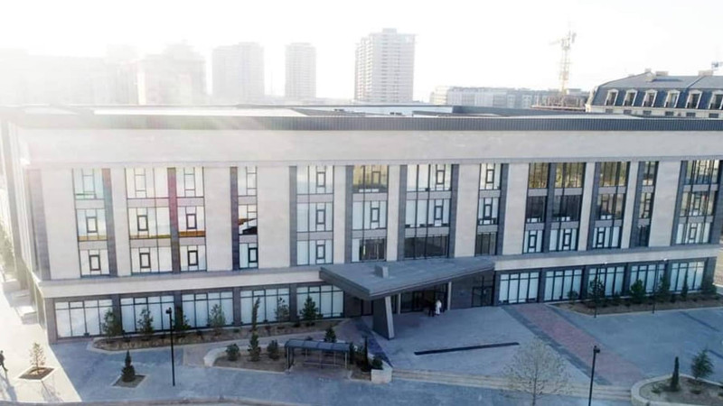 Bakıda daha bir məktəb əyani təhsilə qayıdıb