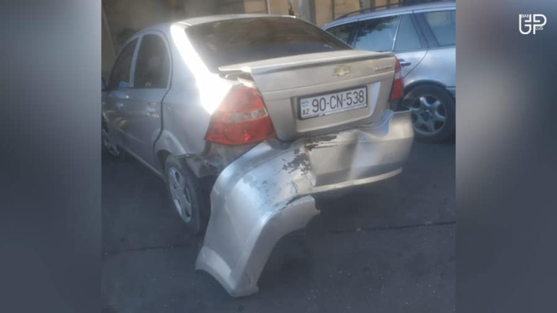 Azneft dairəsində avtoqəza baş verib