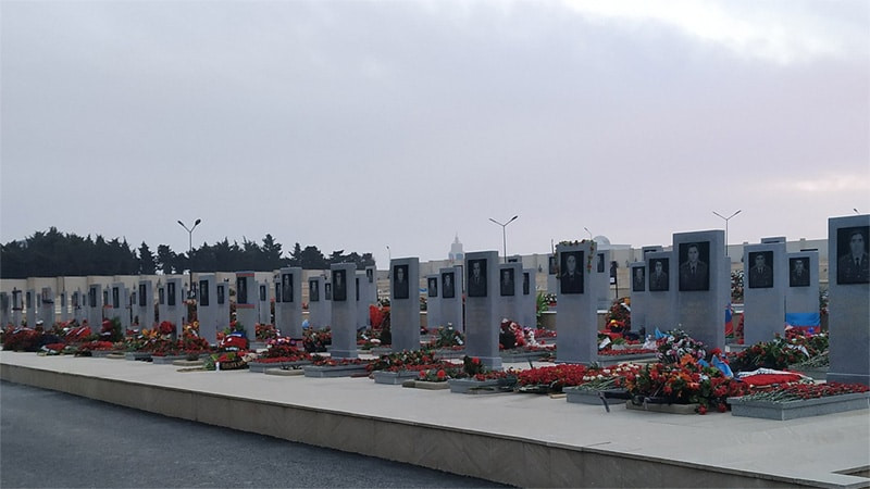 Zığ qəsəbəsində Vətən müharibəsi şəhidlərinin məzarları bərpa olunub