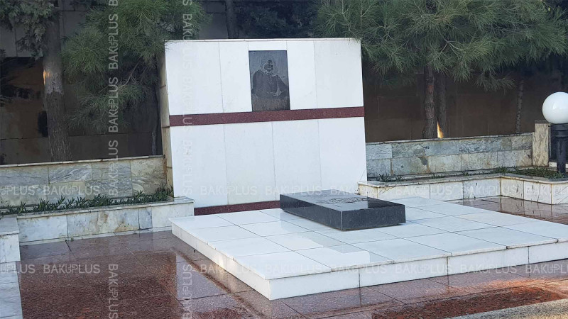 16 dekabr- Azərbaycanın Milli Qəhrəmanı, jurnalist Salatın Əsgərovanın doğum günüdür