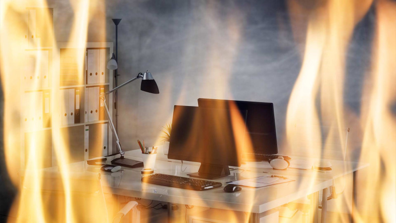 Nizami və Nərimanov rayonlarında yanğın baş verib