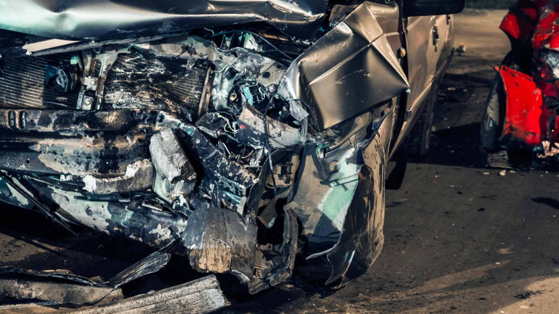 Bakıda 07 ilə iki avtomobili vurub qaçmaq istəyən şəxs saxlanılıb