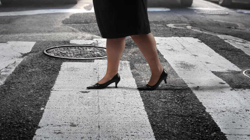 Bakı: avtomobil qadını yaşadığı evin yaxınlığında vurub