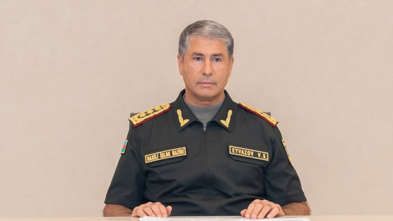 Vətəndaşlarla mütəmadi olaraq kobud rəftar edən rəis işdən çıxarıldı