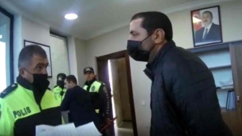 Sürücü narkotik maddələrin təsiri altında avtobus sürüb