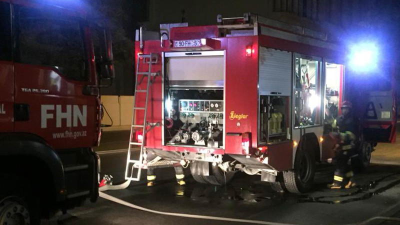 Bakıda 81 nömrəli avtobus yanıb