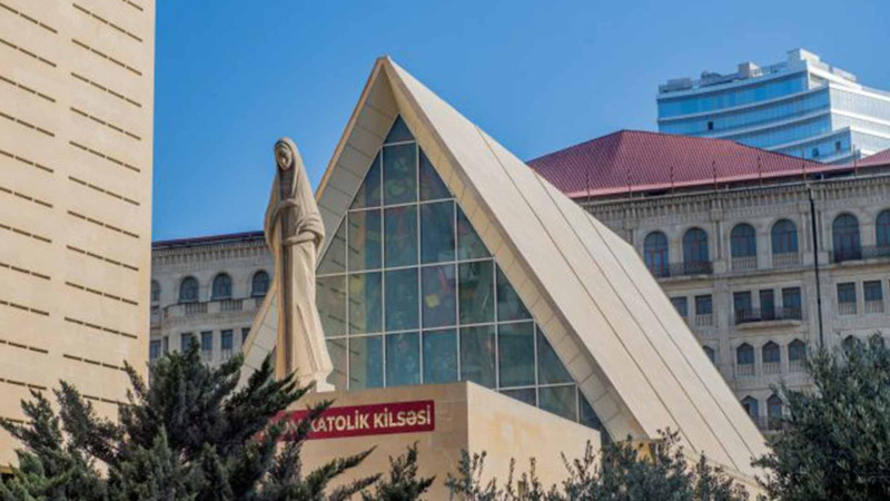 Müqəddəs Məryəm katolik kilsəsində aparılan təmir-bərpa işləri yekunlaşıb