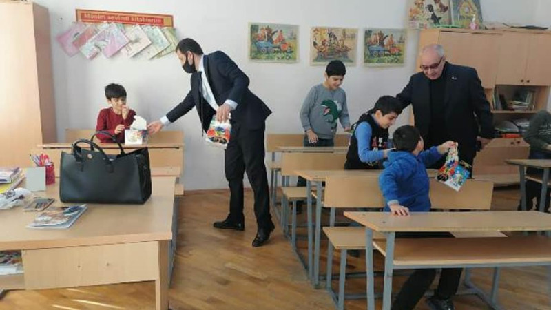 Nəsimi rayonundakı körpələr evi məsul şəxslər tərəfindən ziyarət olunub