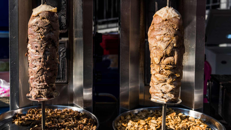 “Dönər market”dəki zəhərlənmənin səbəbləri açıqlanıb
