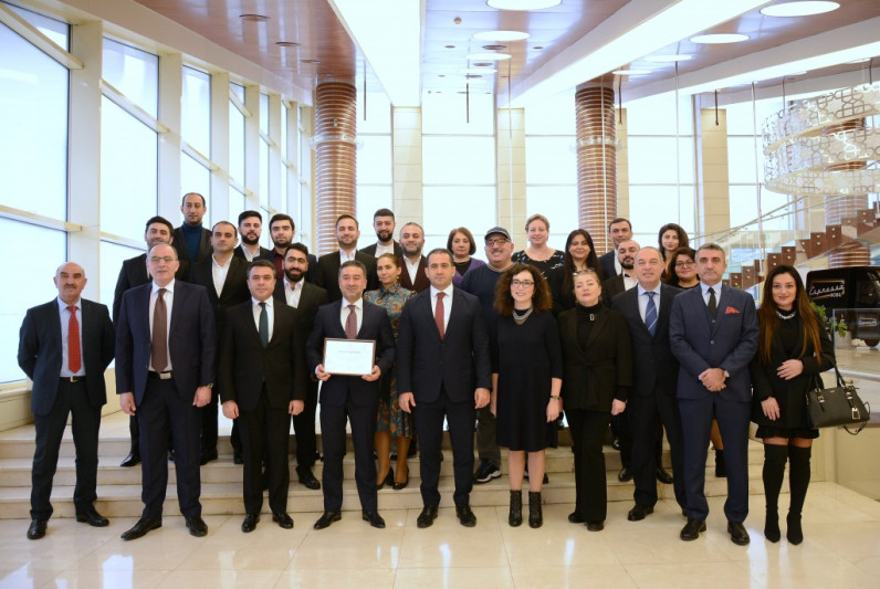 Planet parni iz Baku KVN teatrı 20 illik yubileyini qeyd edir