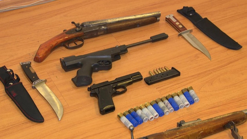 Xəzər rayonunda silah-sursat aşkarlanıb