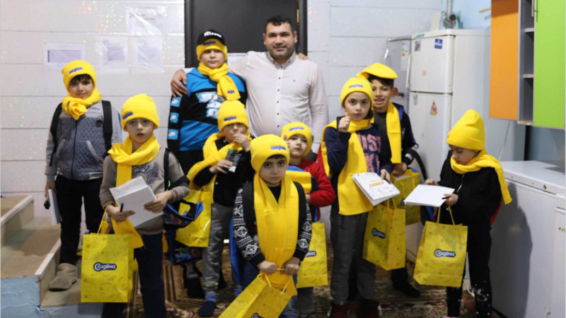 Avrora Qrup Bakıda sığınacaqlardakı uşaqları sevindirib