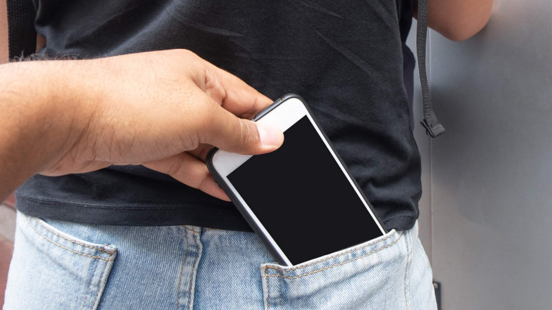 Bakıda kafelərdən telefon oğurlayan şəxs saxlanılıb