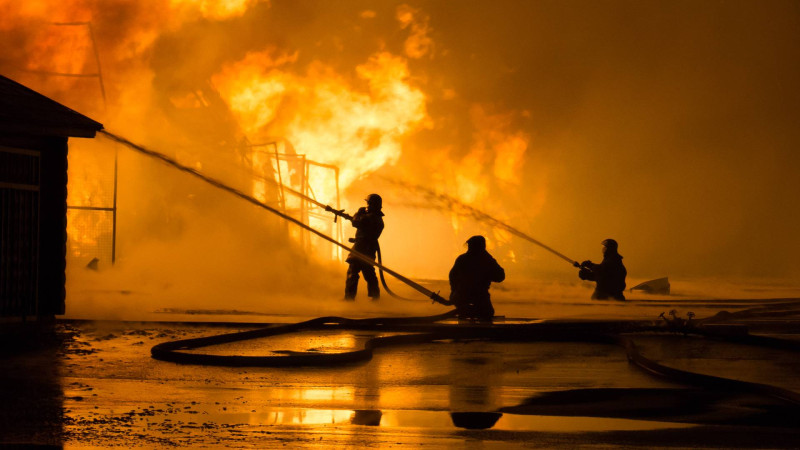 Bakıda nasosxana yanıb