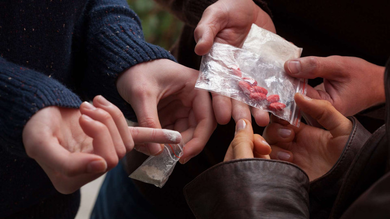 Polisin keçirdiyi əməliyyat tədbirləri nəticəsində 2 narkoman saxlanılıb