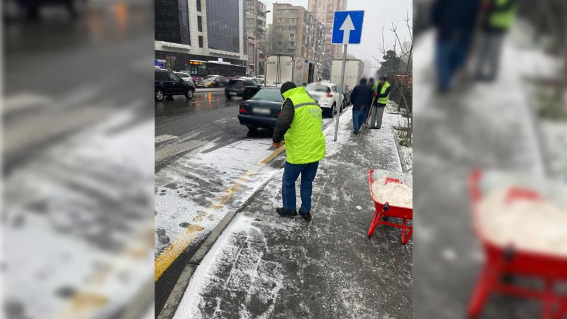 Nəsimi rayonunda yollar qardan təmizlənib