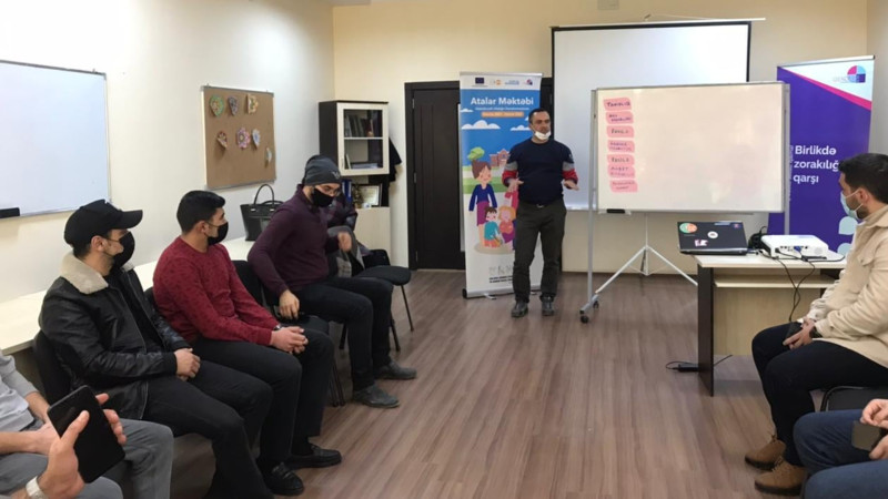 Bakıda gənc atalar və ata olmağa hazırlaşan şəxslər üçün başlanan layihə davam edir