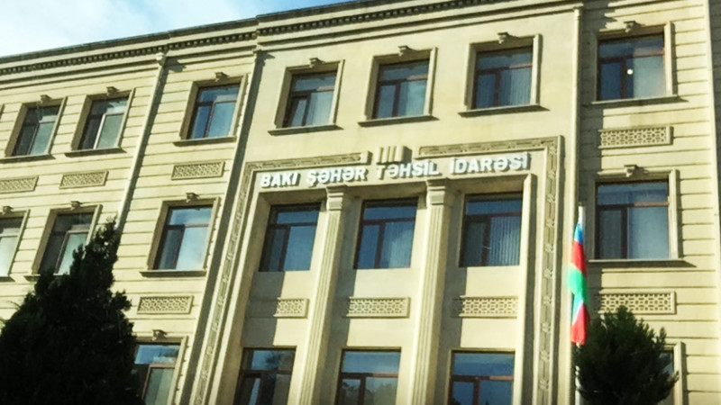 Paytaxt mətəblərindən daha biri distant təhsilə keçir