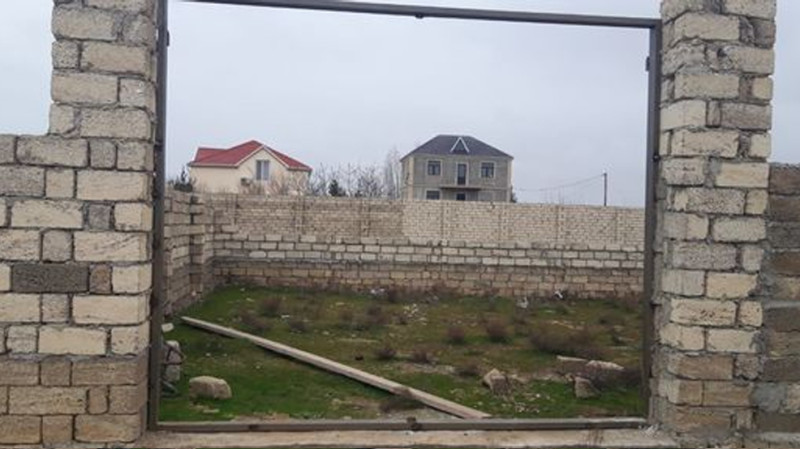 Oğrular Xəzər rayon sakinini darvazasız qoydular