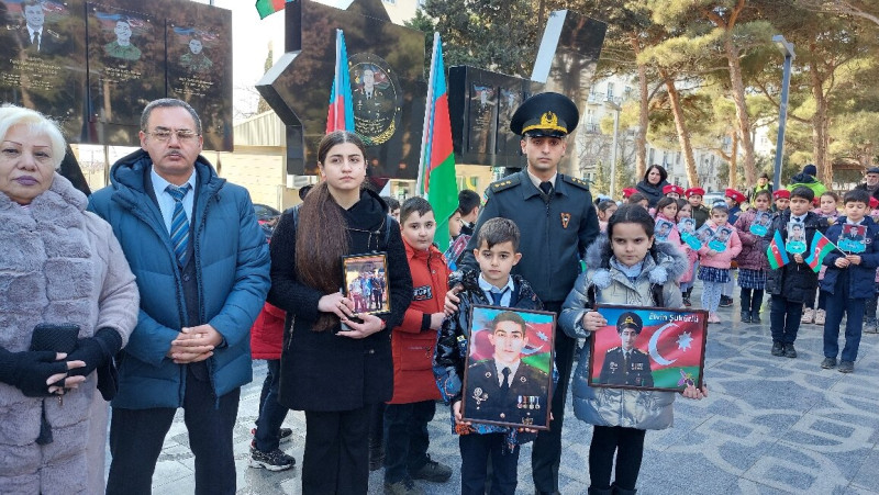 Xətai rayonunda şəhid Elvin Şükürlünün anım günü keçirilib