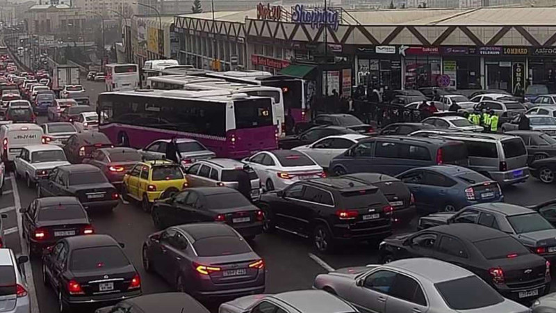Bakı-Sumqayıt yolunda tıxac: marşrut avtobusları gecikir
