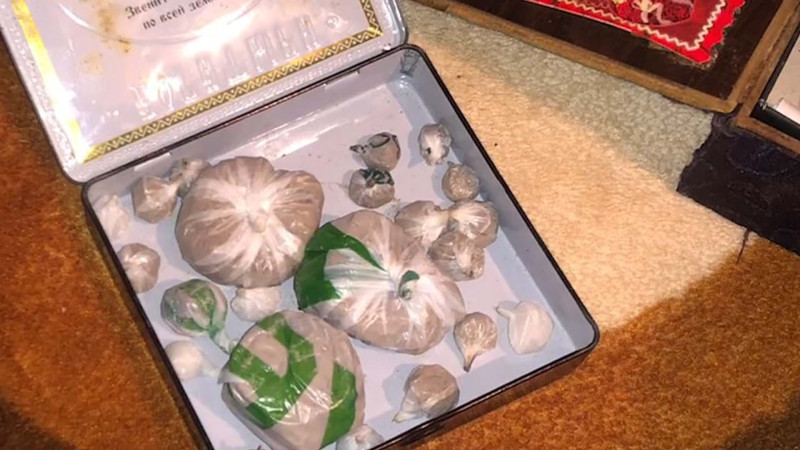 Xəzər rayonunda silahlı narkotacirlər tutulub