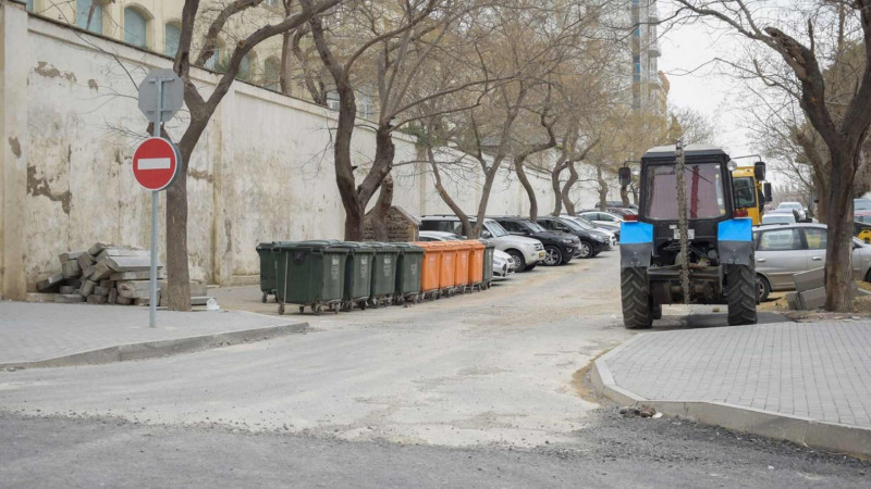 Bakıda təmir zamanı binanın yeraltı qarajına giriş-çıxış bağlanıb