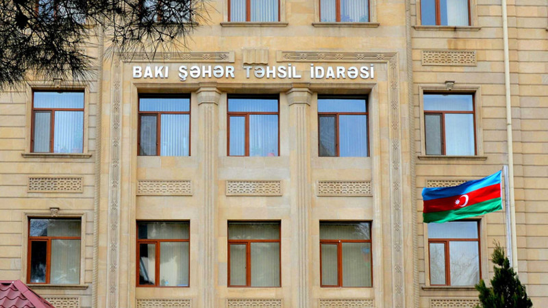 Bakının daha bir məktəbi əyani tədrisi bərpa edib