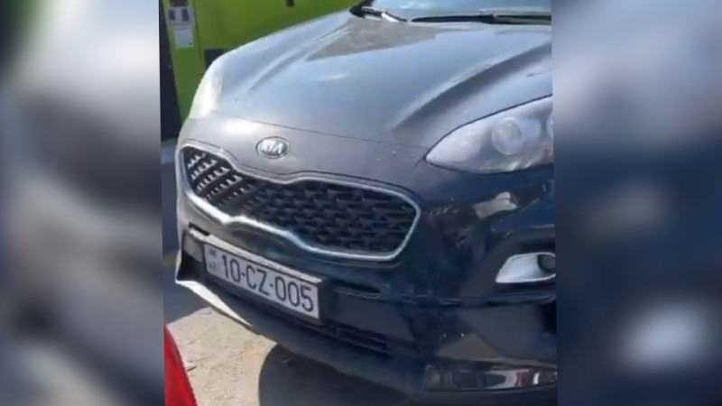 Bakıda digər avtomobilin yolunu kəsən sürücü cərimələnib