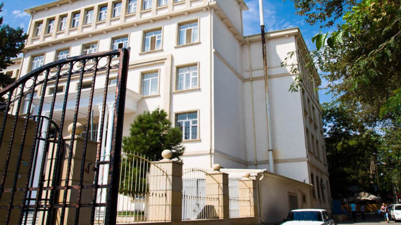 Nərimanov rayonunda daha bir məktəb tədris formatını dəyişib