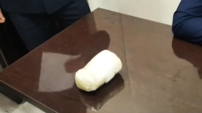 Nərimanov: ev təmiri ustası narkotik alveri ilə məşğul olub