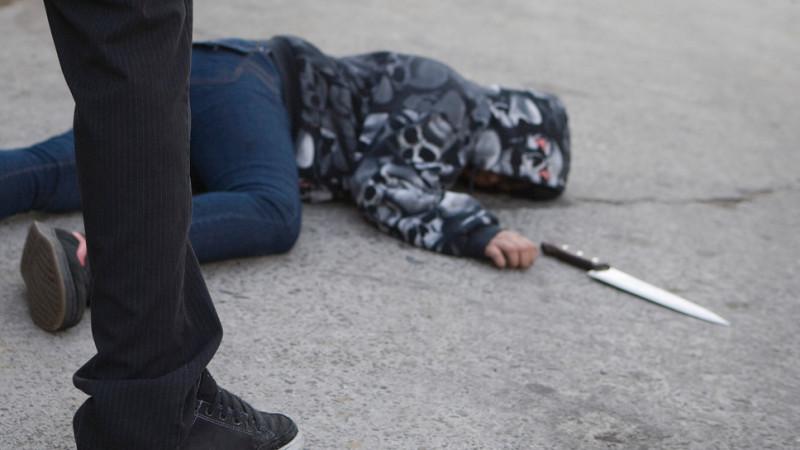 Nərimanov rayonunda gənc oğlan bıçaqlanaraq öldürülüb