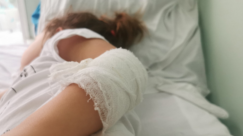 Bakıda məktəbli qızın körpüdən yıxılma səbəbi məlum olub