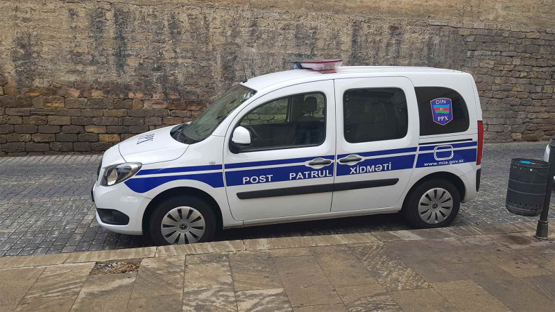 Suraxanıda polis reyd keçirib: cərimələnənlər var