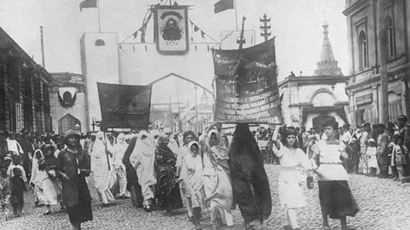 Zaqafqaziyada qadınların ilk çıxışı kimi tanınan Babiy bunt