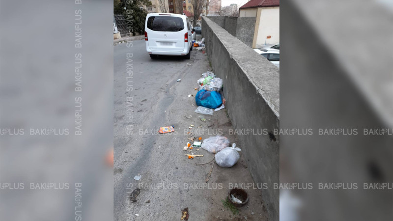 Yasamalda piyadalar üçün nəzərdə tutulan səki zəbt olunub