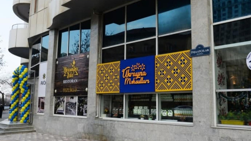 Bakıda Ukrayna mağazalarının anbarlarında mallar tükənir