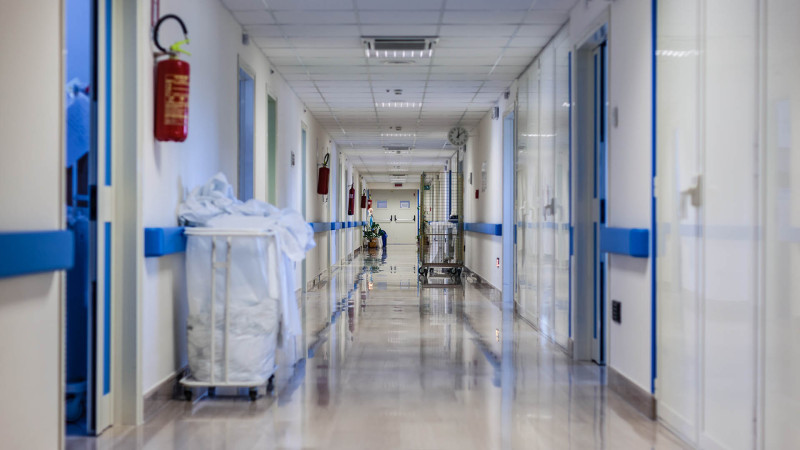 “Dünyagöz” klinikası dövlət qurumu ilə müqavilə bağlayıb