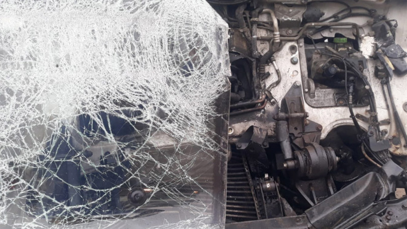 Bakıda betonqarışdıran maşın aşıb
