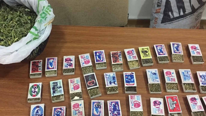 Suraxanı: Hövsan qəsəbəsində 10 kiloqramlıq çətənə kolları aşkarlanıb