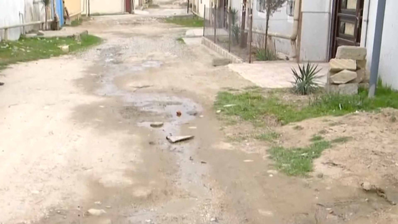 Sabunçu rayonunda kanalizasiya şəbəkəsini quyular əvəz edir