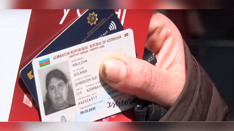 Bakıda dilənçilik edən 3 uşaqlı anaya sosial müavinət verilib