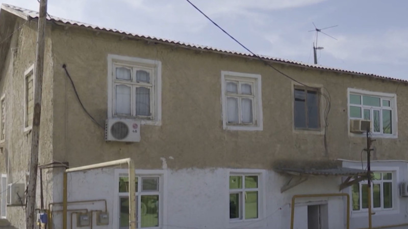 Qaradağ: Qızıldaş qəsəbəsində yaşayış binası qəzalı vəziyyətdədir