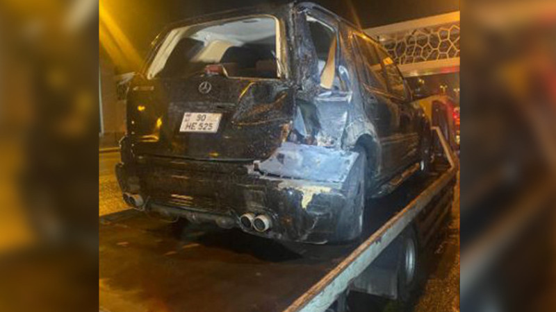 Bakıda yük maşını minik avtomobillərinə çırpılıb