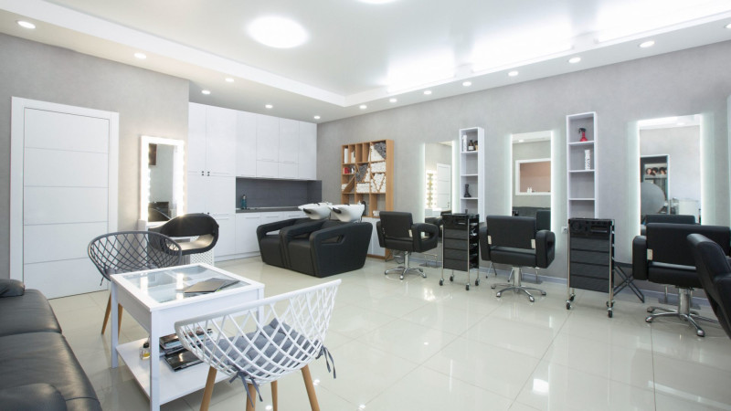 Nərimanovda gözəllik və gül salonlarından oğurluq edən şəxs saxlanılıb