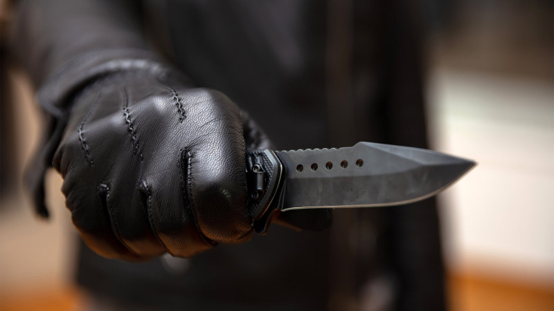 Bakıda pul mənimsəyən hüquqşünasa qarşı cinayət işi açılıb