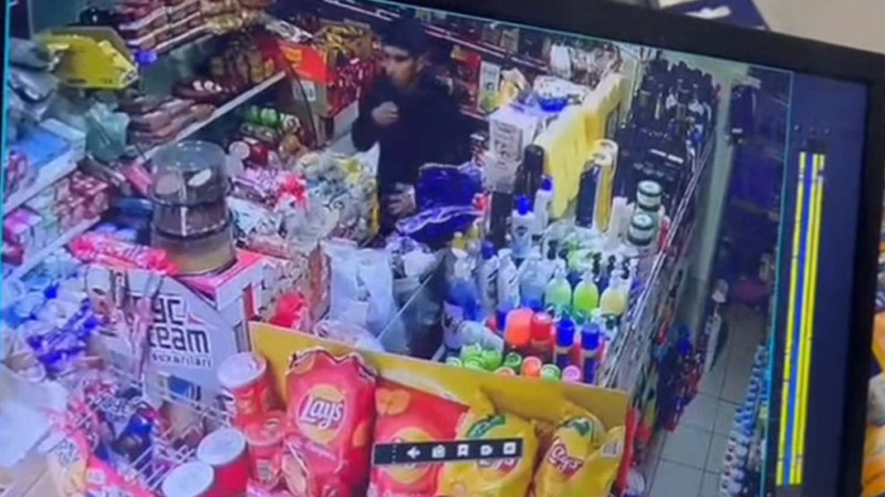 Bakıda mağazadan 11.000 manat oğurlayan şəxs tutulub