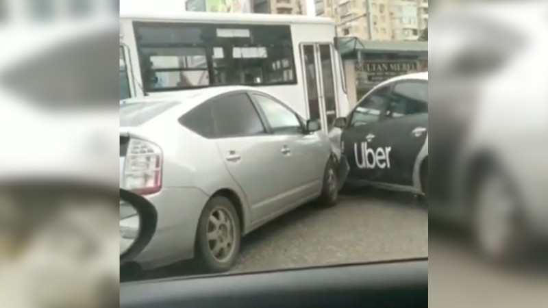 Nizami rayonunda “Prius”-lar “görüşüb”