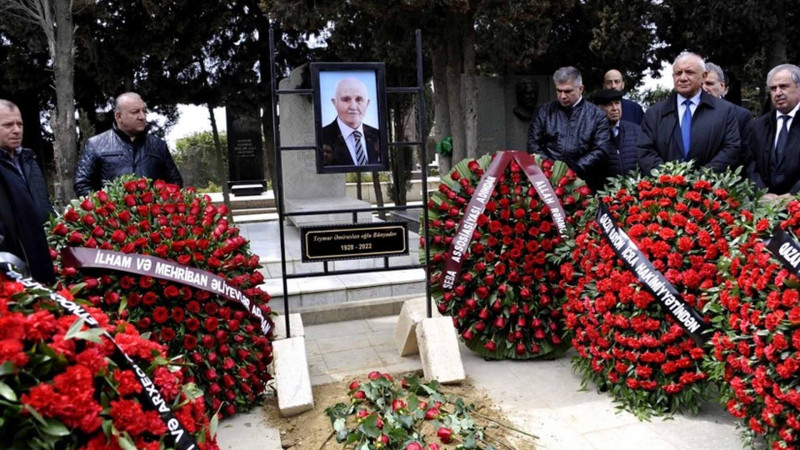 Akademik Teymur Bünyadov son mənzilə yola salınıb